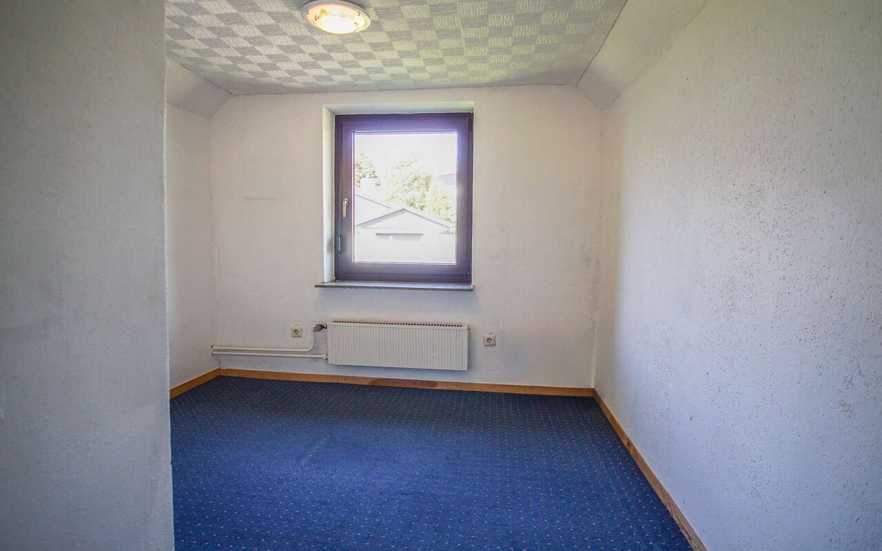 kleines Zimmer (OG)