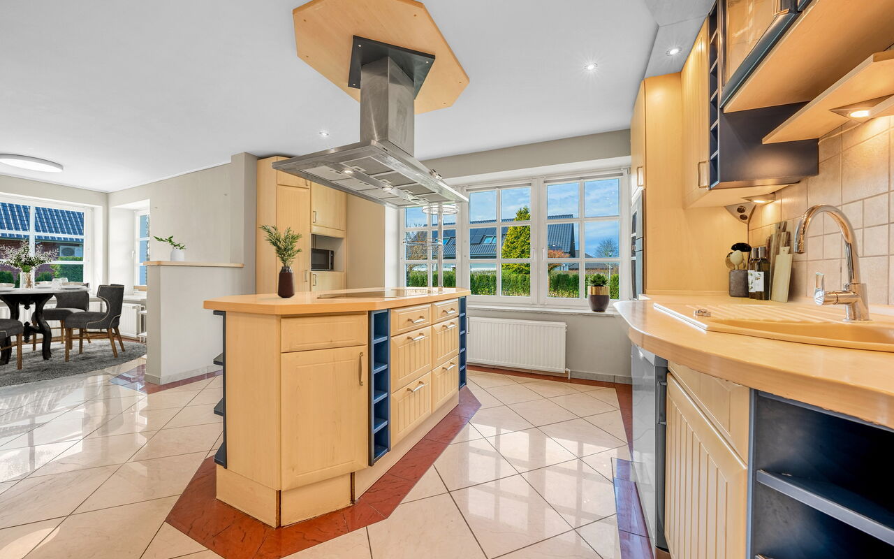 Küche (mit Möblierungsvorschlag)