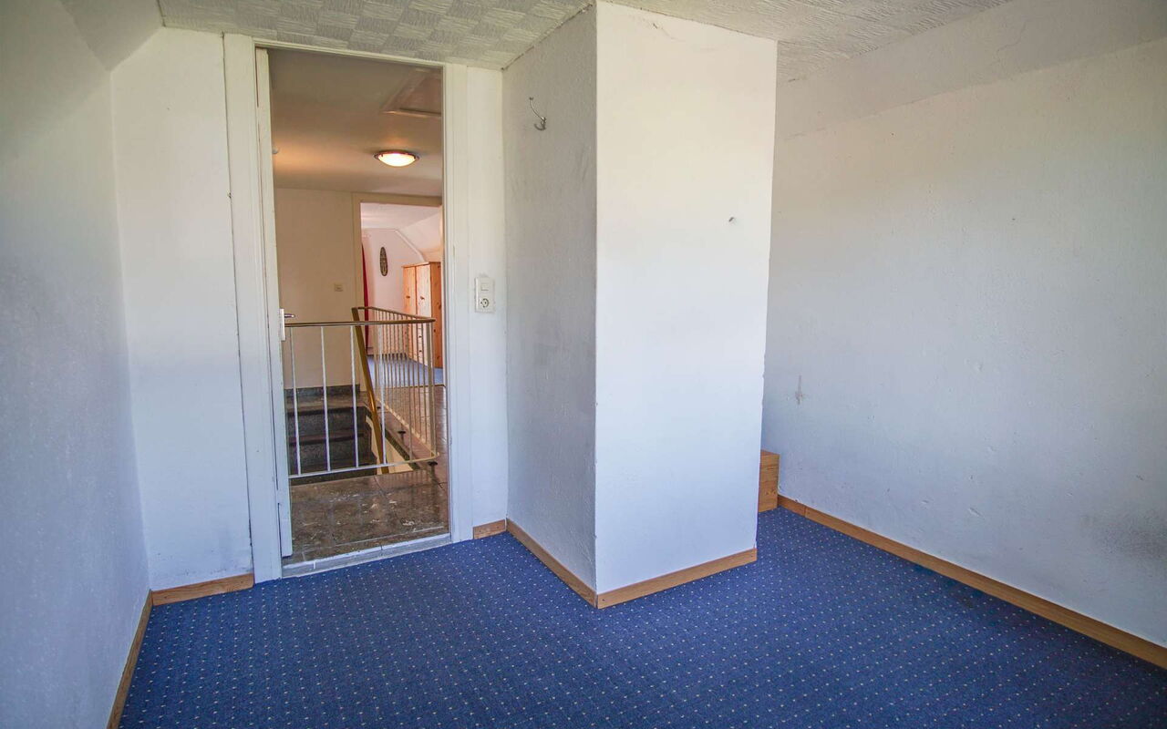 kleines Zimmer (OG)